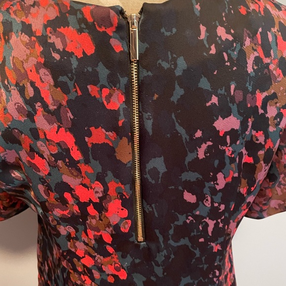 Halston Top - Picture 3 of 7